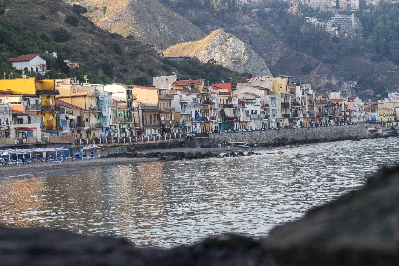Nautilus Hotel Giardini Naxos Esterno foto