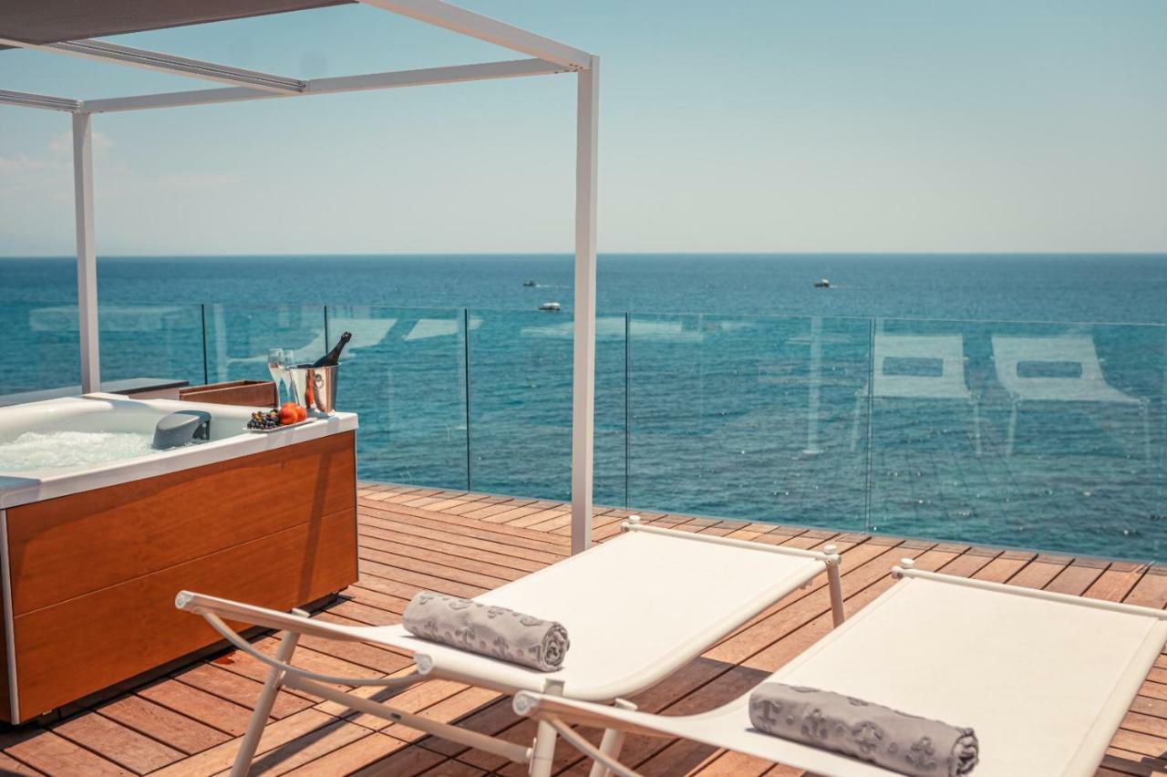 Nautilus Hotel Giardini Naxos Esterno foto