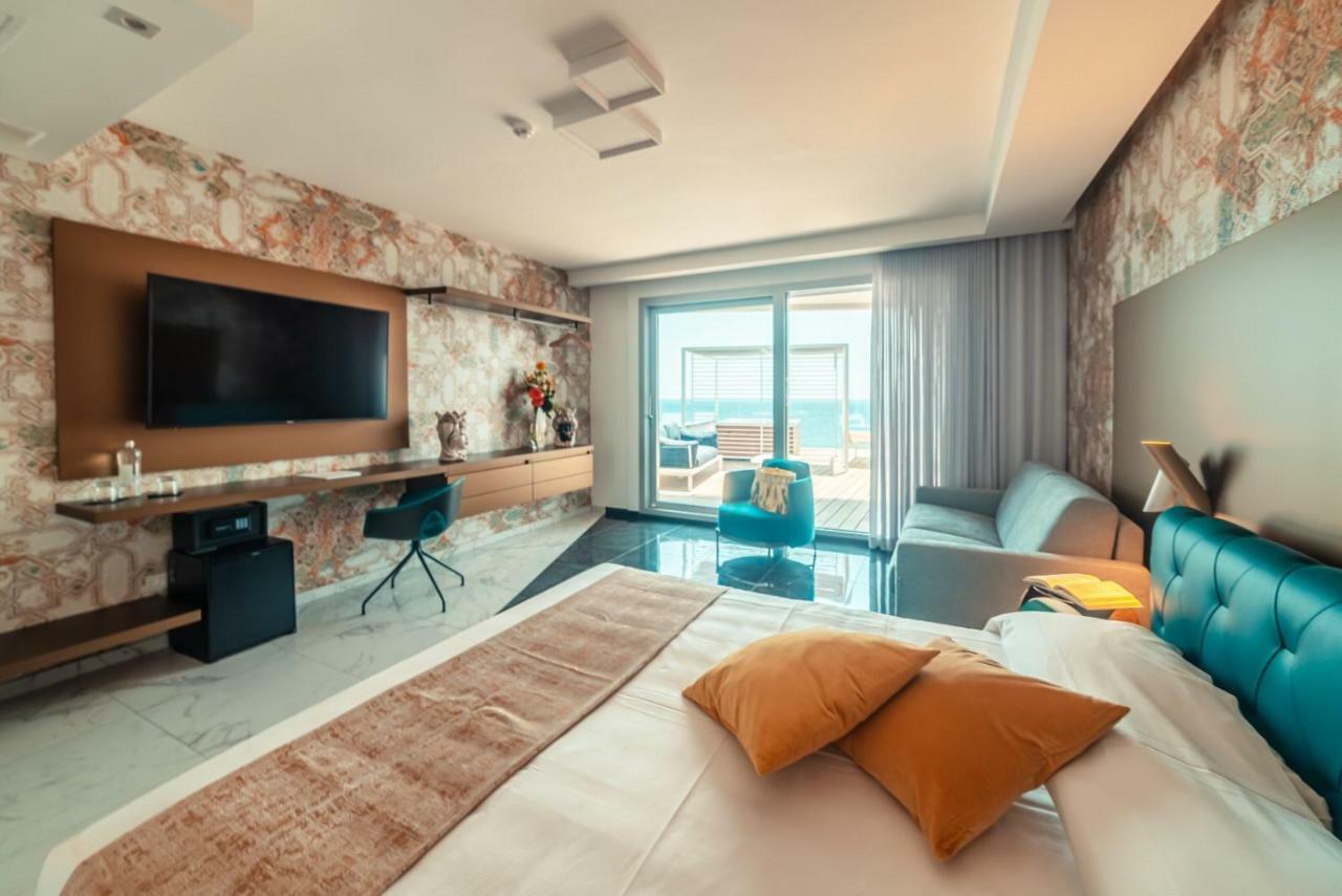 Nautilus Hotel Giardini Naxos Esterno foto