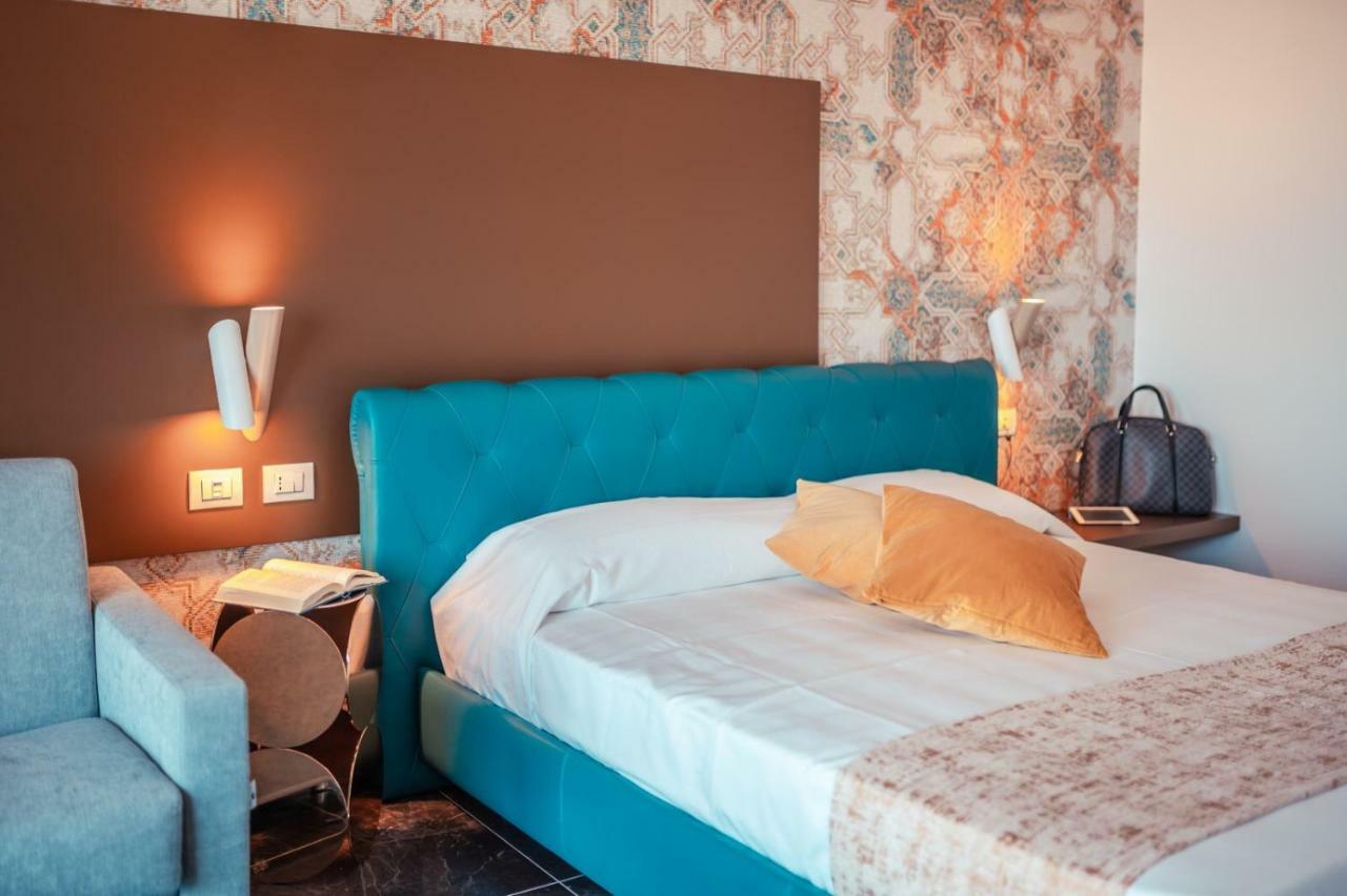 Nautilus Hotel Giardini Naxos Esterno foto