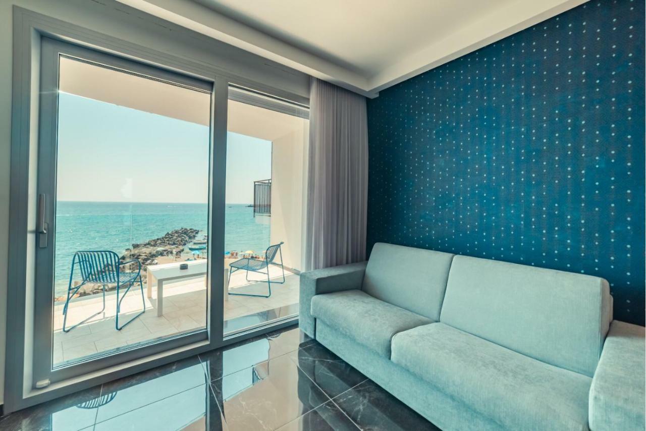 Nautilus Hotel Giardini Naxos Esterno foto