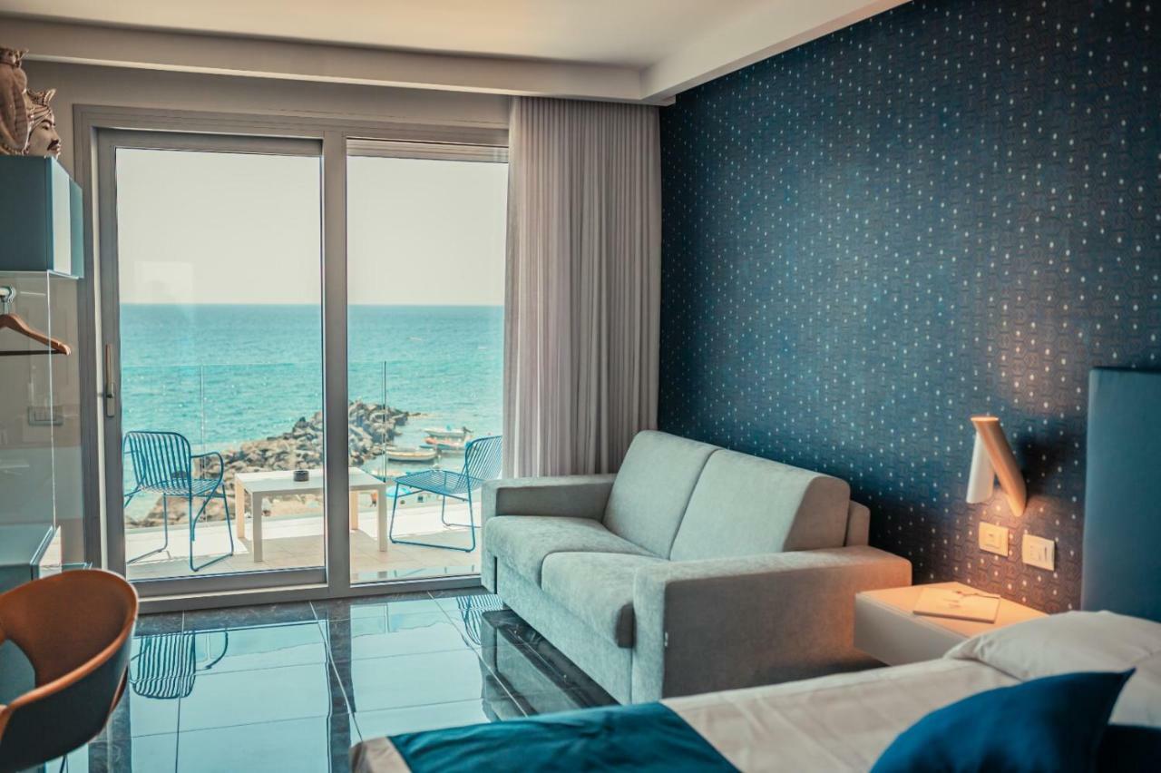 Nautilus Hotel Giardini Naxos Esterno foto