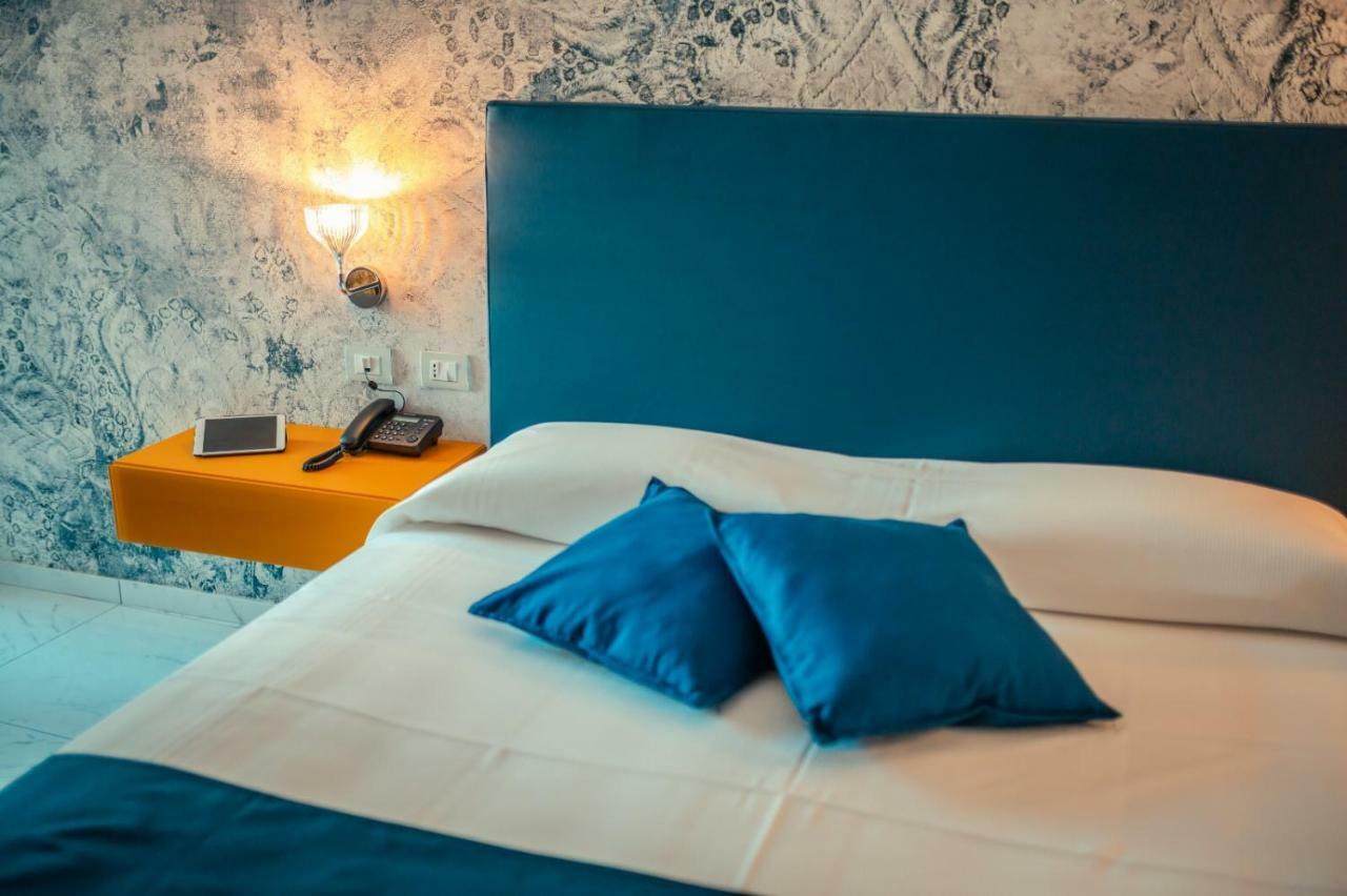 Nautilus Hotel Giardini Naxos Esterno foto