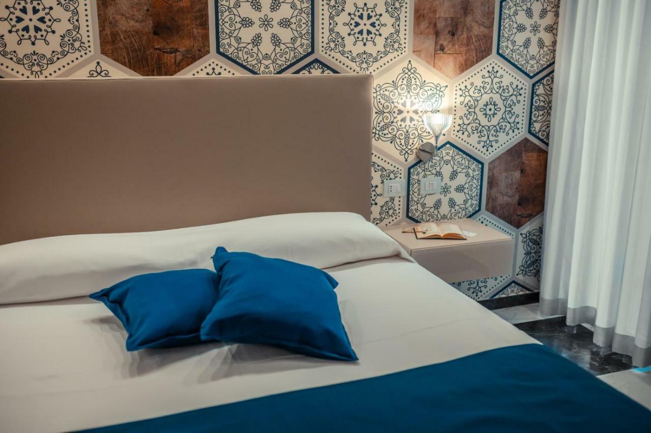 Nautilus Hotel Giardini Naxos Esterno foto