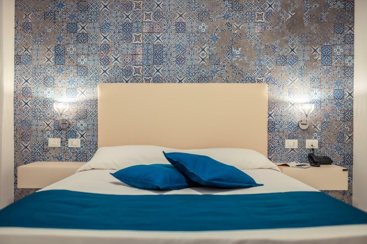 Nautilus Hotel Giardini Naxos Esterno foto