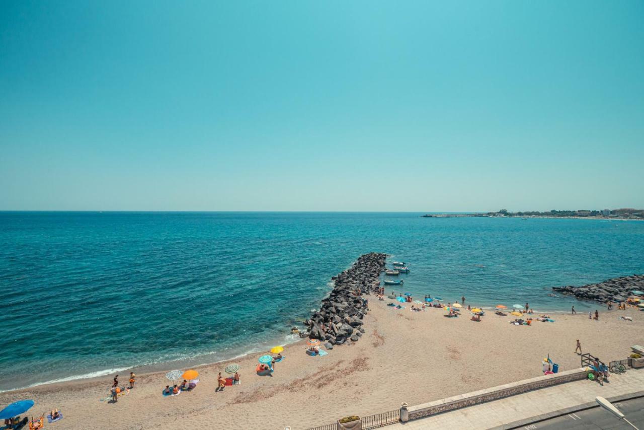 Nautilus Hotel Giardini Naxos Esterno foto